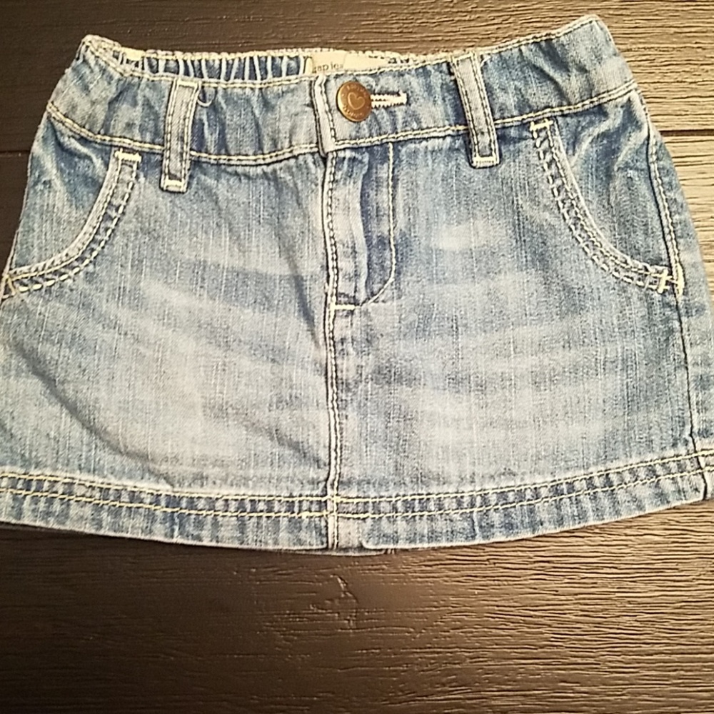 💥4/$18 Gap Cute little gap jean skirt💗